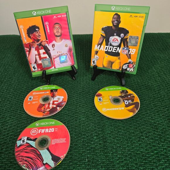 XBOX One  Bundle Of Two Games. Madden 19. Madden 20/Fifa 20. - Picture 2 of 2
